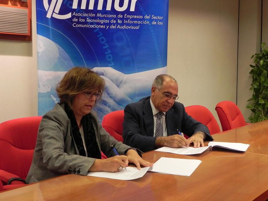 TIMUR y el Centro San Juan Bosco firman un acuerdo de colaboración para la realización de prácticas profesionales, empleo y actividades de formación.